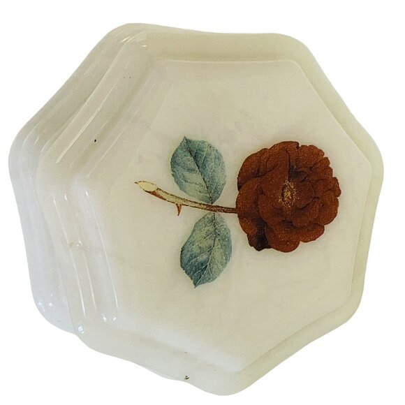 Vintage Genuine Alabaster Trinket Box With Floral Design Made In Italy - Picture 2 of 9